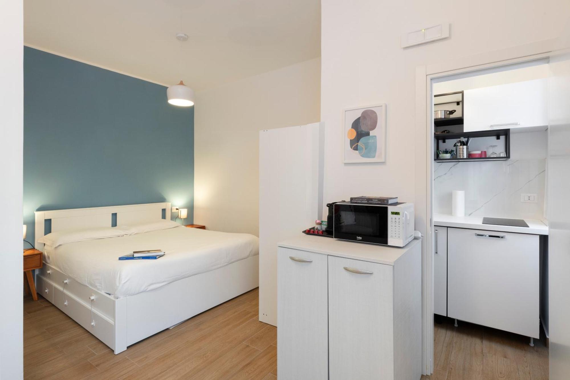 Lomellina 13 * Mailand