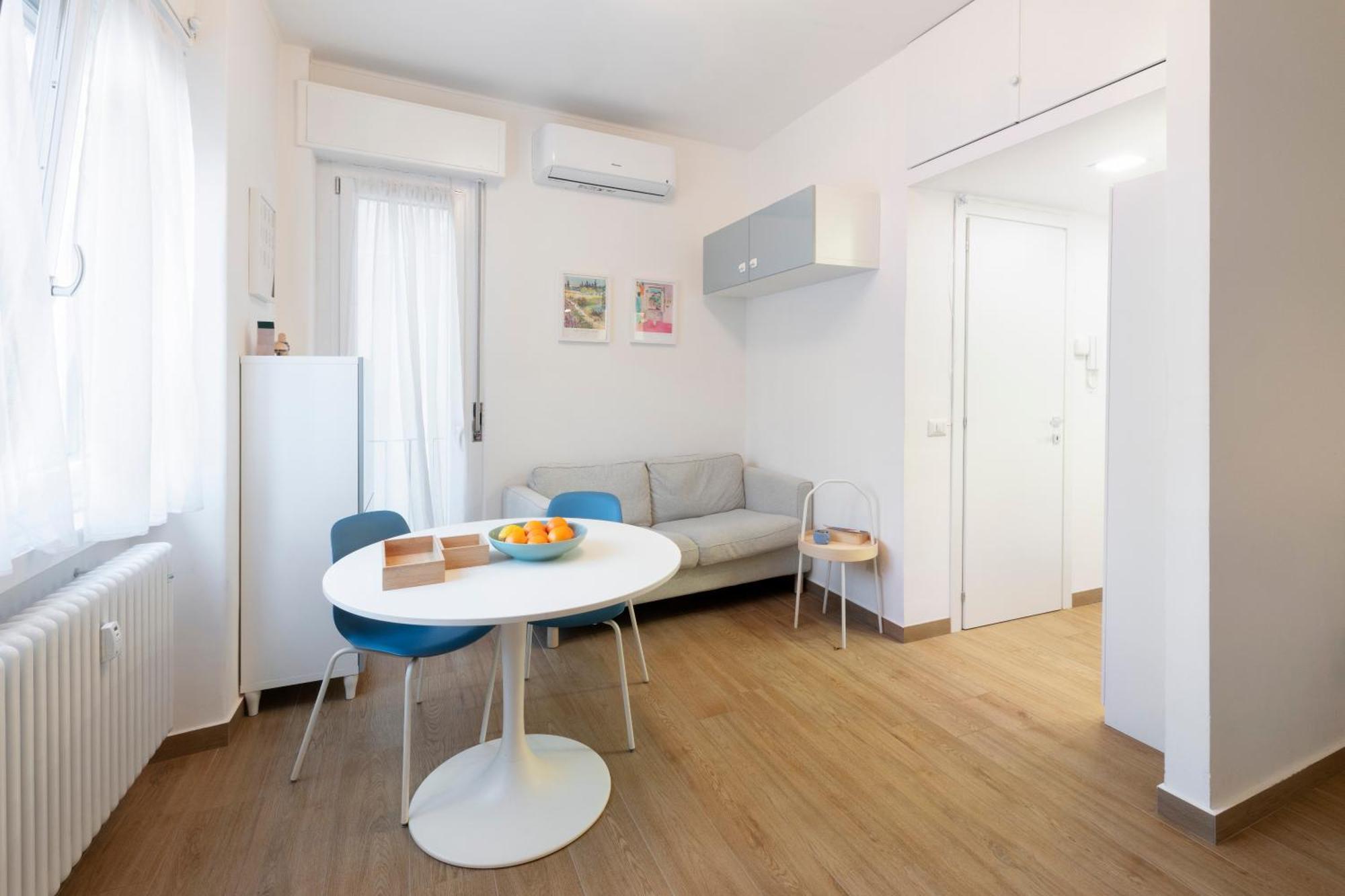 Apartment Lomellina 13