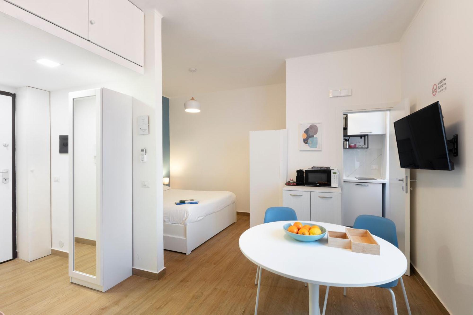 Apartment Lomellina 13 Mailand